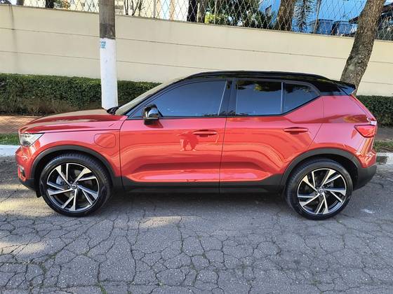 VOLVO XC40 1.5 T5 RECHARGE R-DESIGN GEARTRONIC